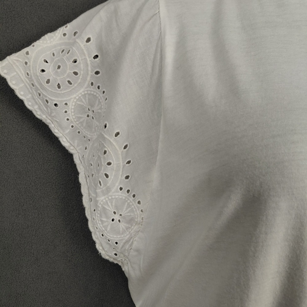Gap Womens XL White Eyelet Lace Flutter Sleeve Jersey Crew Neck T-Shirt Boho Top - Picture 2 of 13